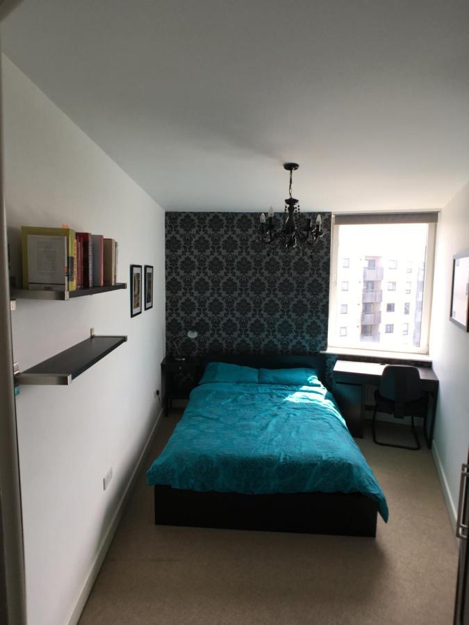 Luxury 2 Bed Penthouse Apartment Near Station Londra Esterno foto
