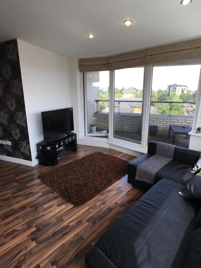 Luxury 2 Bed Penthouse Apartment Near Station Londra Esterno foto